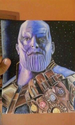 Bonito estilo, sigue trabajando que la práctica te llevará al mejoramiento. Mi hijo de 13 años es dibujante, y tiene mucho talento. Acá dejo uno dos de sus trabajos a lápiz y a creyón.<br>